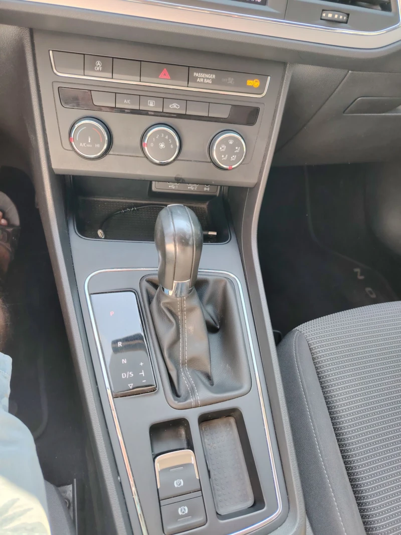 Seat Leon, снимка 7 - Автомобили и джипове - 51644335