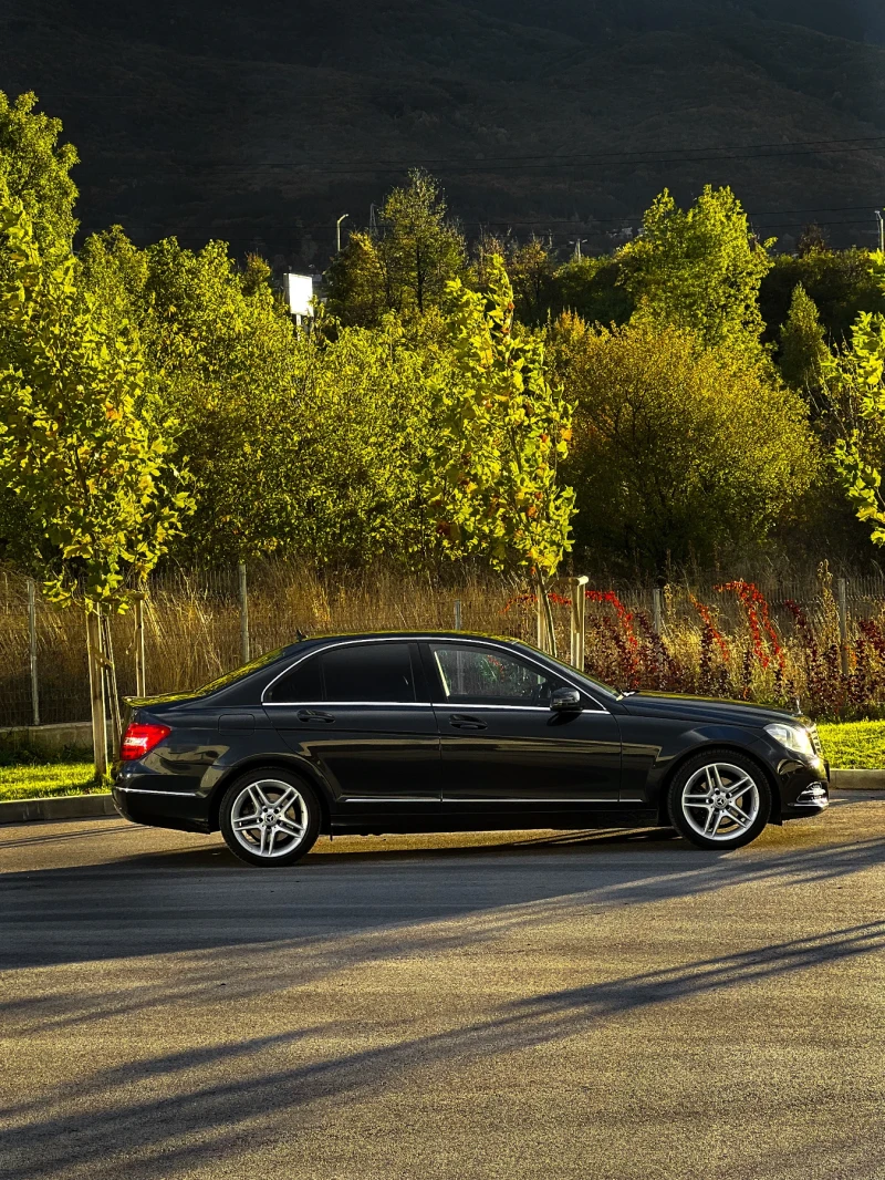 Mercedes-Benz C 250 FULL#EXCLUSIVE#HARMANKARDON#MULTIBEAM, снимка 4 - Автомобили и джипове - 52031494