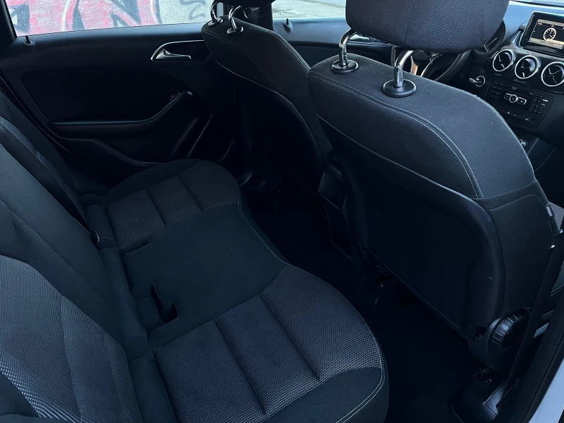 Mercedes-Benz B 180 B 180, CDI, 2013г., снимка 9 - Автомобили и джипове - 52583493