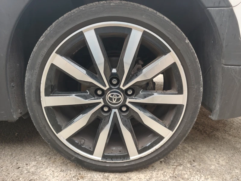 Toyota Corolla TREK 2.0 Хибрид 184к.с 09.2022г, снимка 7 - Автомобили и джипове - 52724155