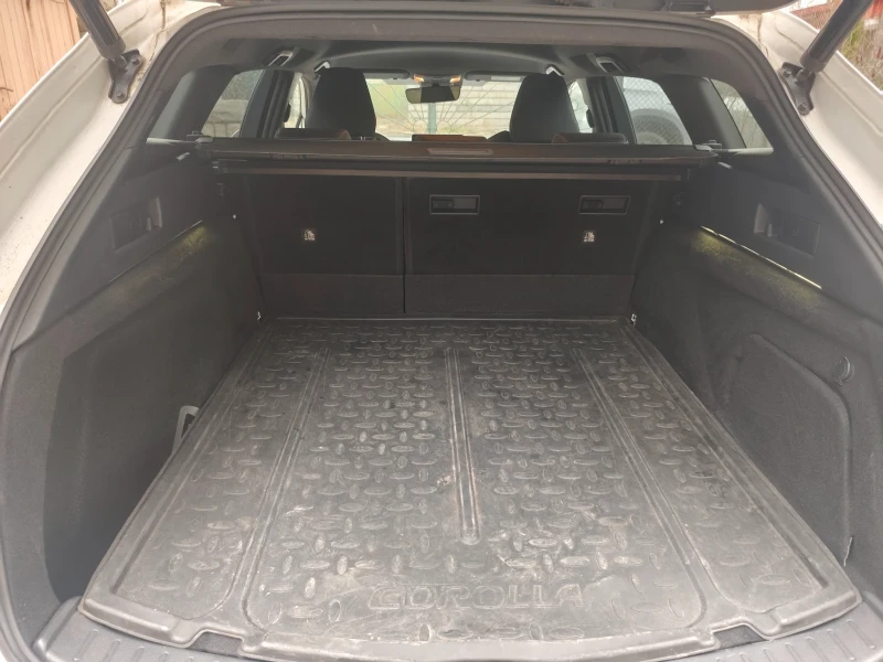 Toyota Corolla TREK 2.0 Хибрид 184к.с 09.2022г, снимка 17 - Автомобили и джипове - 52724155