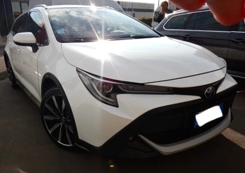 Toyota Corolla Trek 2.0 Хибрид 184к.с 9.2022г