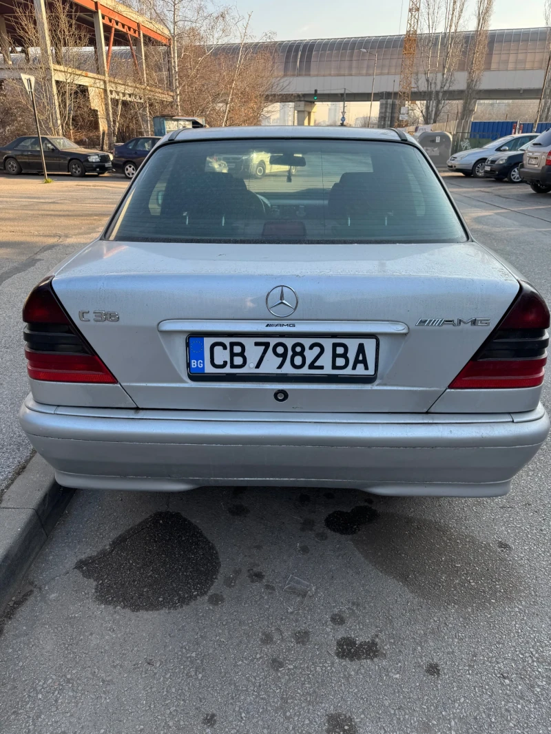 Mercedes-Benz C 200, снимка 6 - Автомобили и джипове - 52838325