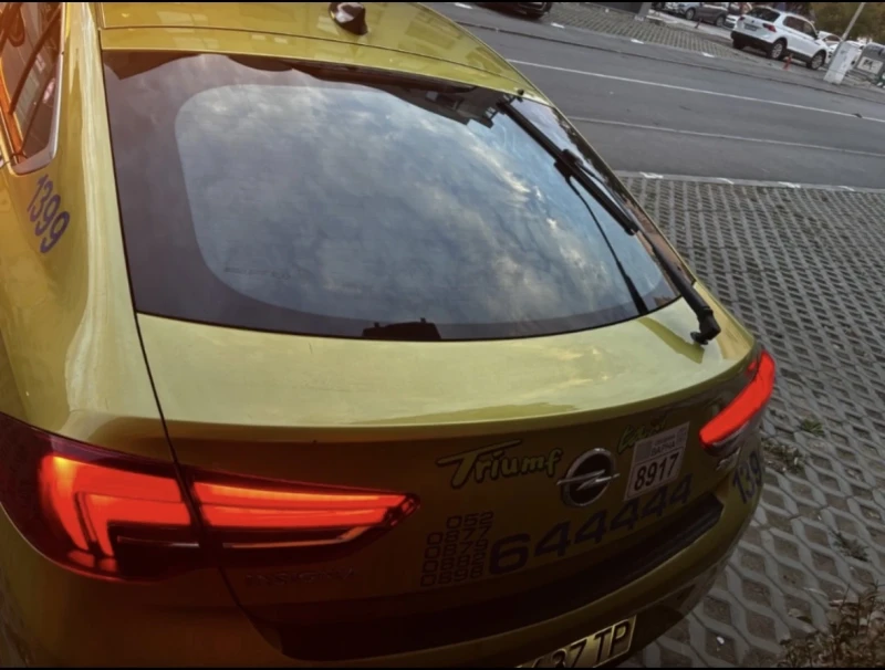 Opel Insignia Grand Sport , снимка 3 - Автомобили и джипове - 52952401