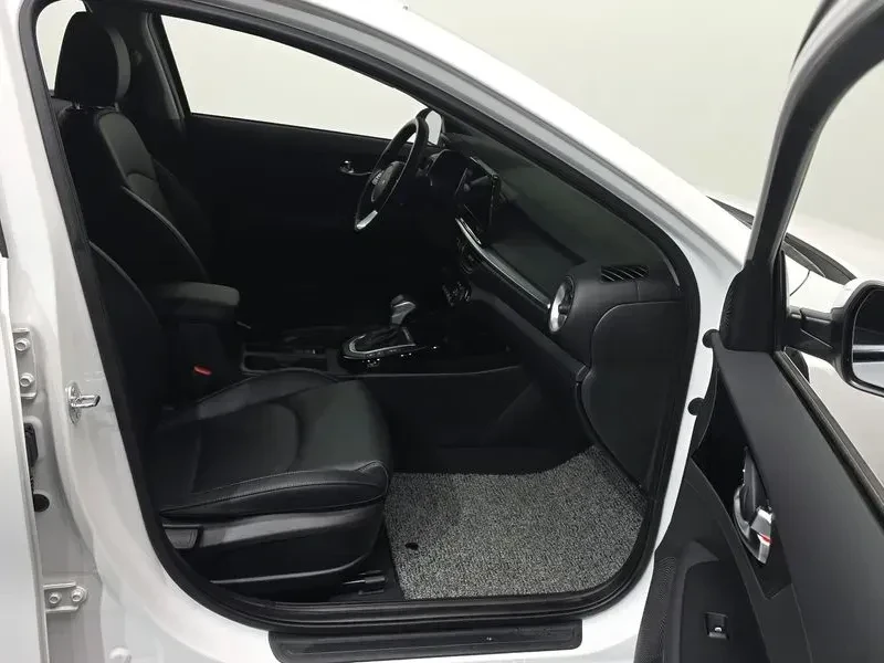 Kia K3 * Nd Generation * 1.6 * Signature | Mobile.bg � ����������� 10