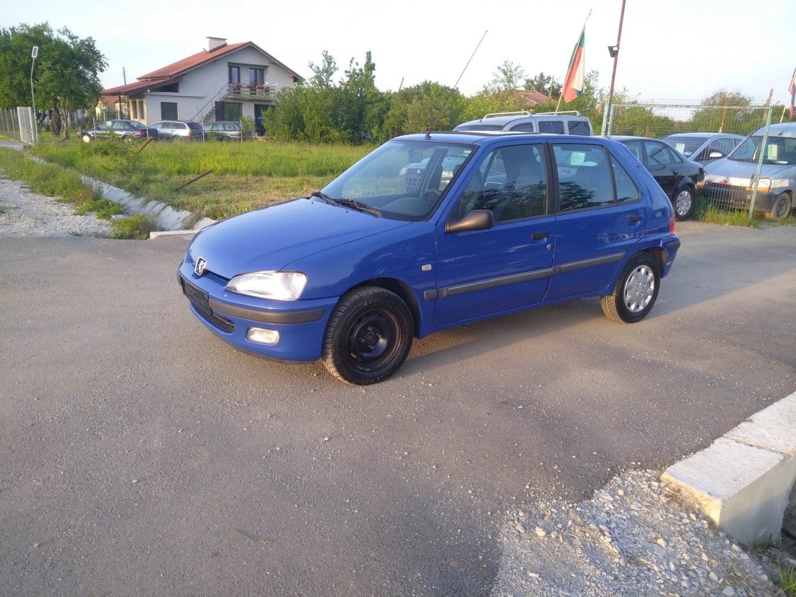 Peugeot 106 1.1i - изображение 2