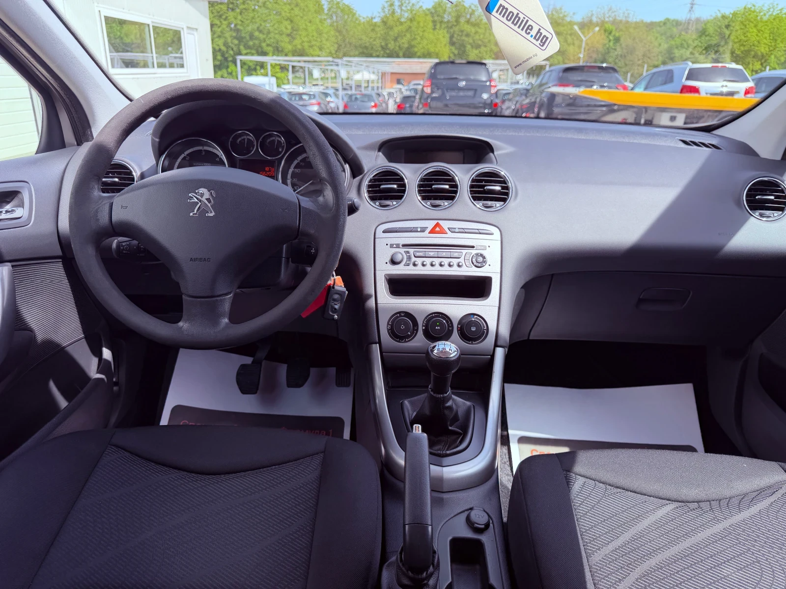 Peugeot 308 1.6hdi * 150000km* NOVA* , снимка 9 - Автомобили и джипове - 42453474
