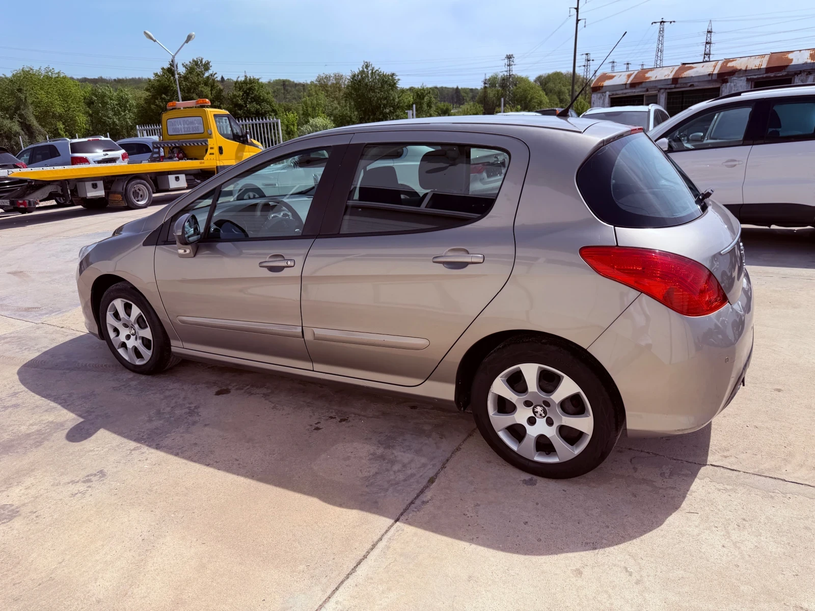 Peugeot 308 1.6hdi * 150000km* NOVA* , снимка 4 - Автомобили и джипове - 42453474