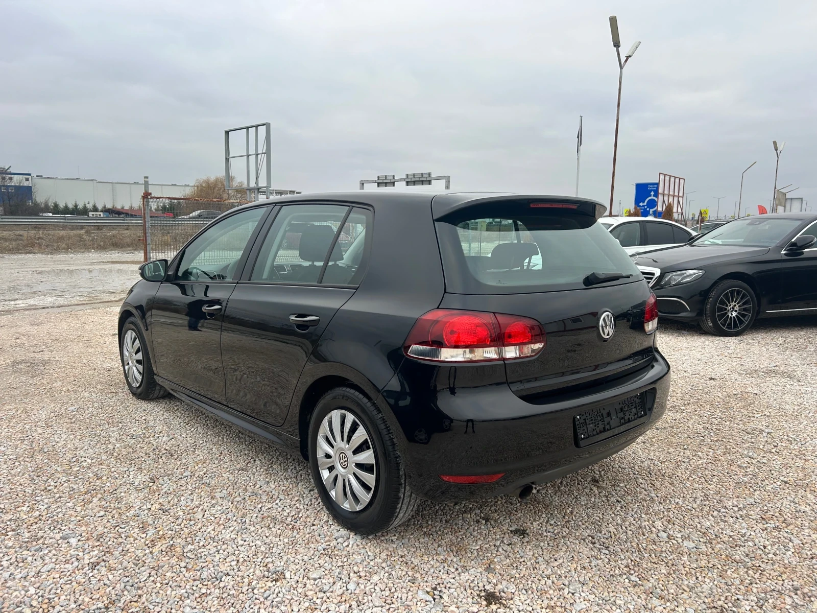 VW Golf * 1.6TDI* 105k.с* NAVI*  - изображение 3