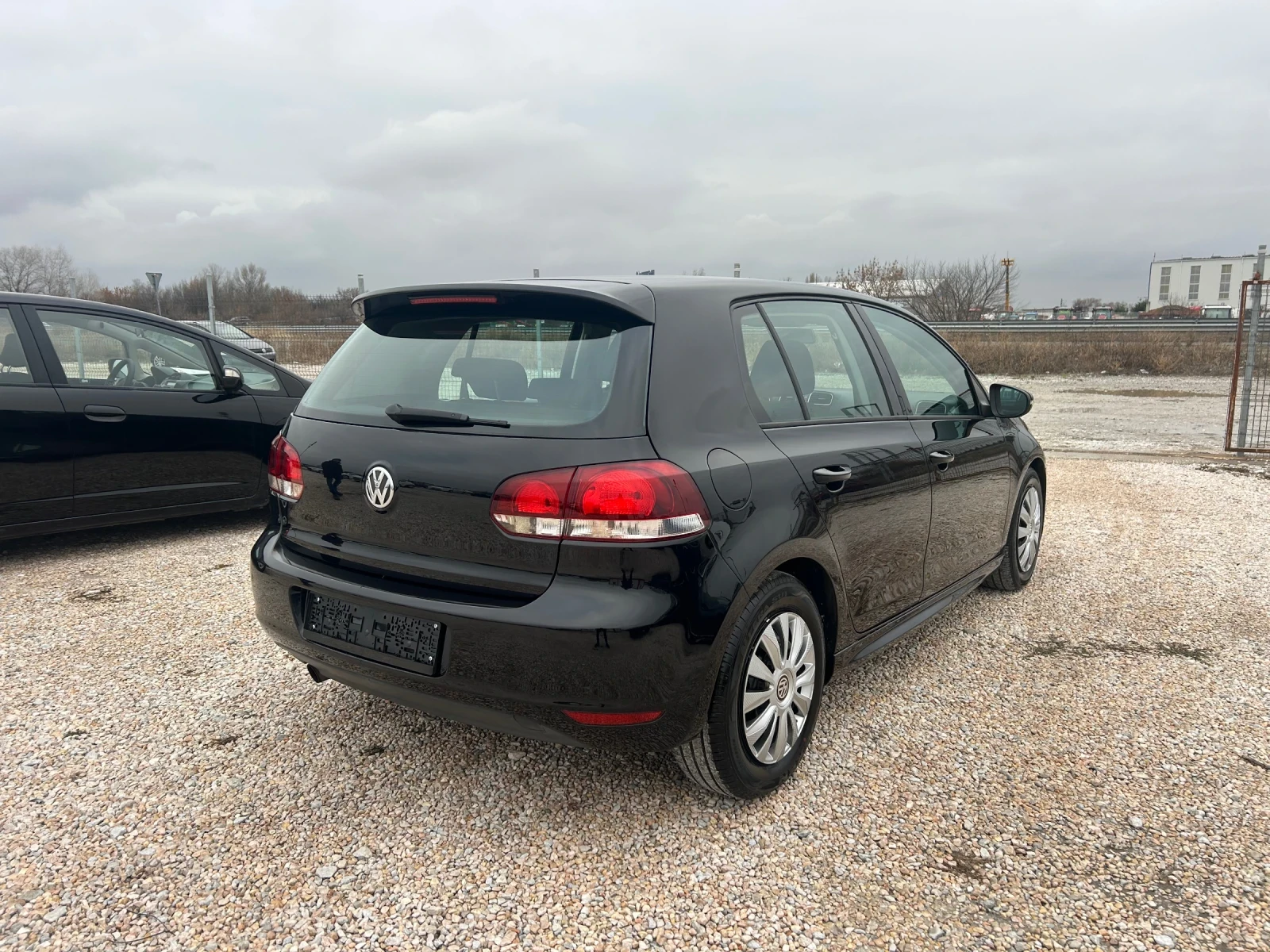 VW Golf * 1.6TDI* 105k.с* NAVI*  - изображение 4