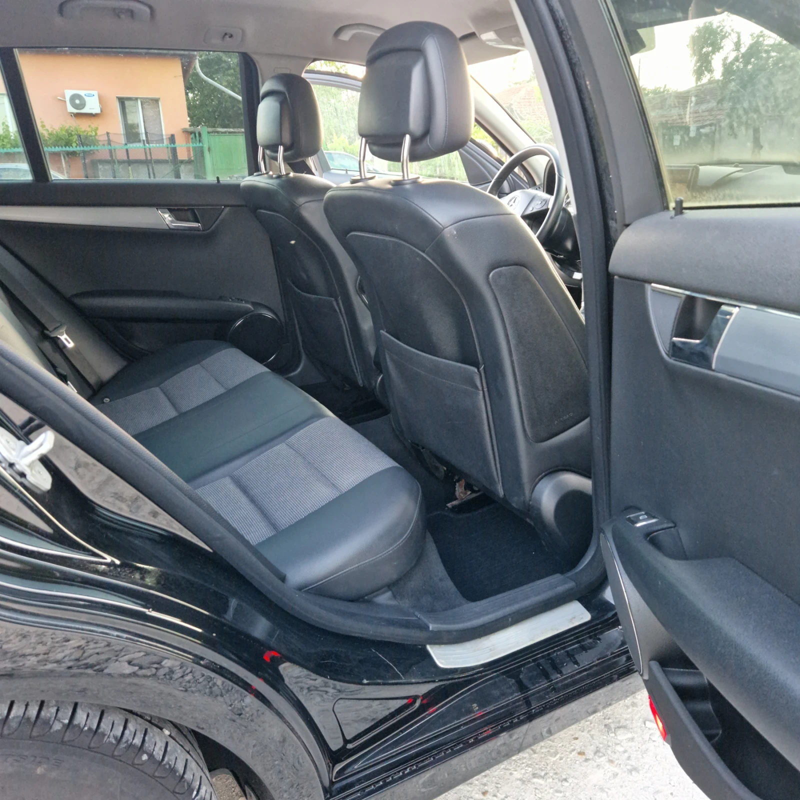 Mercedes-Benz C 220 2.2 CDI - изображение 10