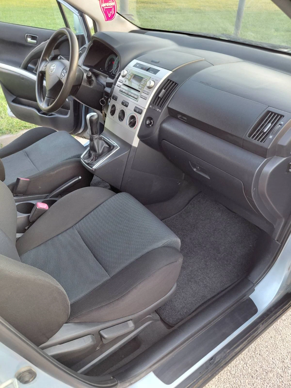 Toyota Corolla verso | Mobile.bg   11