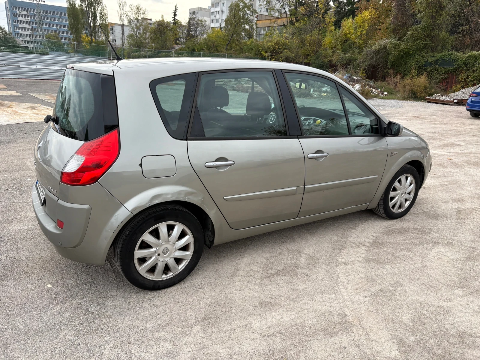 Renault Scenic 1.5 dci - изображение 3