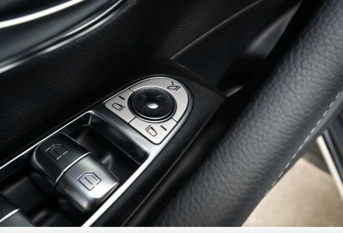 Mercedes-Benz E 200 E200D 63 000 �� | Mobile.bg � ����������� 11