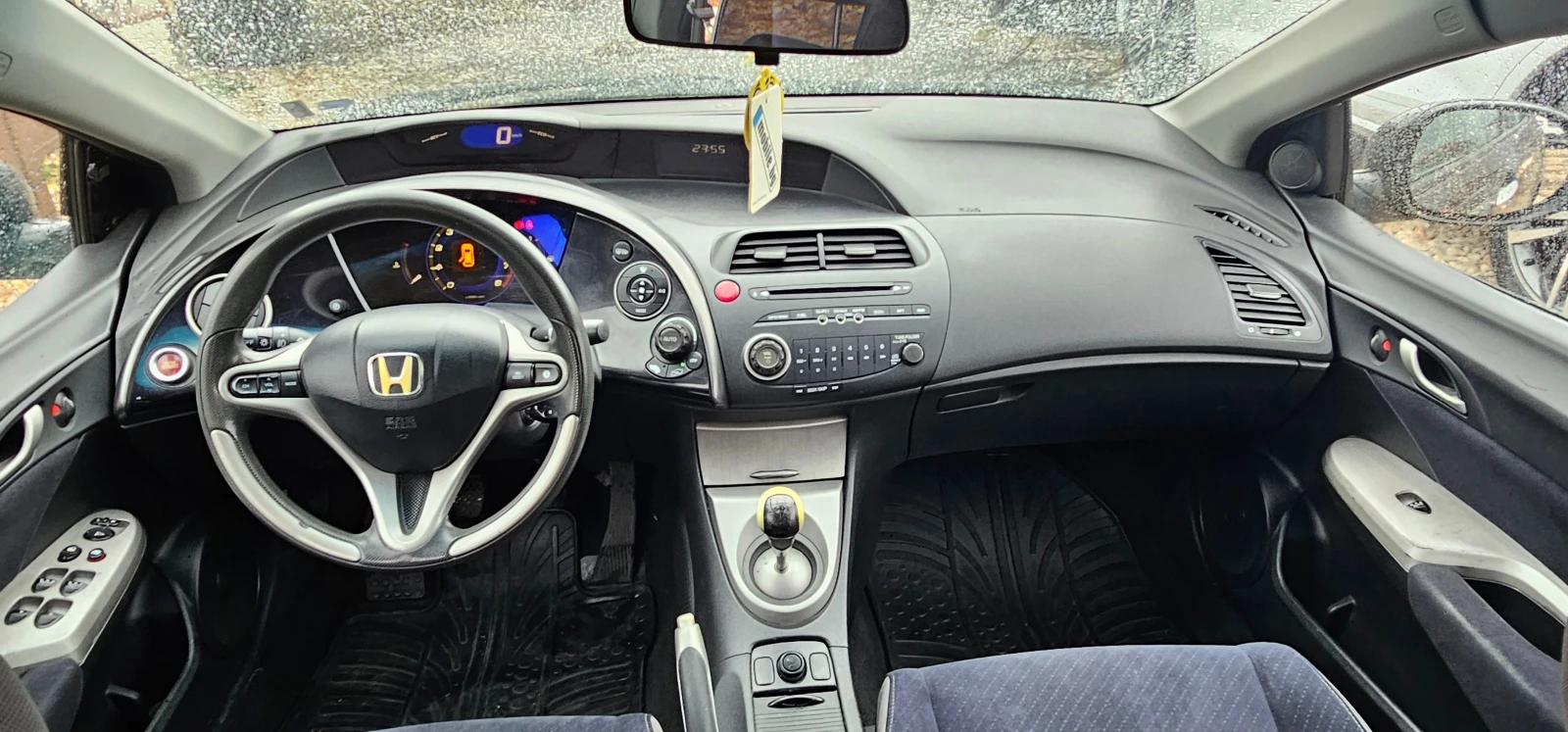 Honda Civic 1.4i GAS  - изображение 8