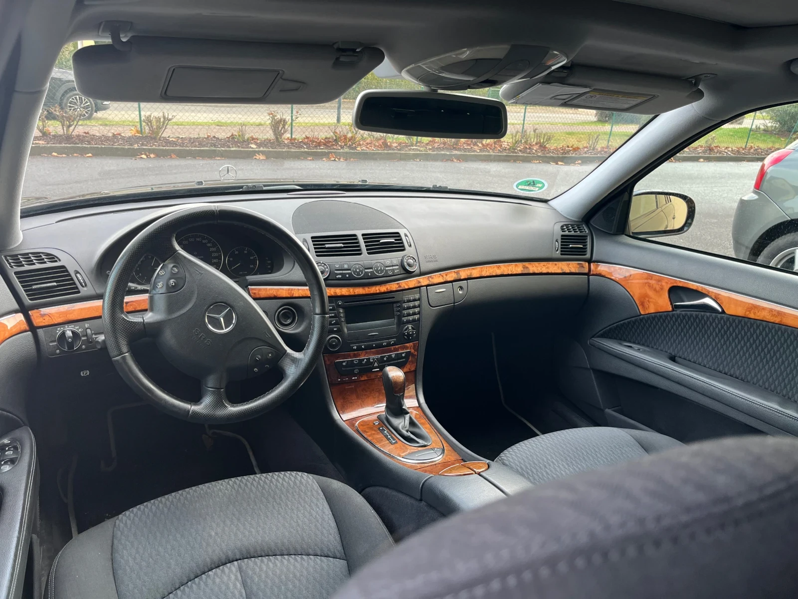 Mercedes-Benz E 220 | Mobile.bg   7