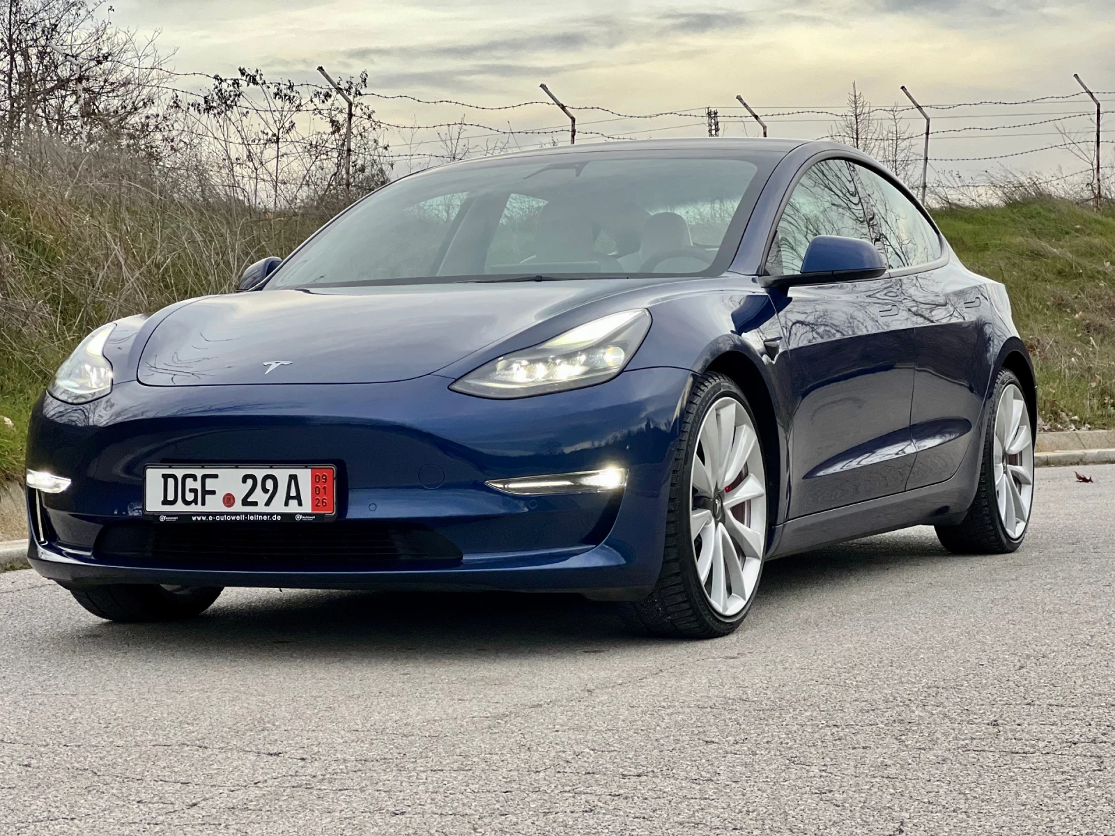 Tesla Model 3 Performance | Mobile.bg � ����������� 1