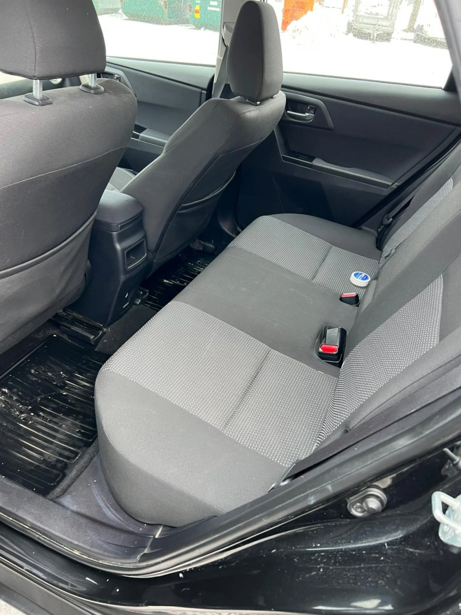 Toyota Auris 1.4 D - изображение 7