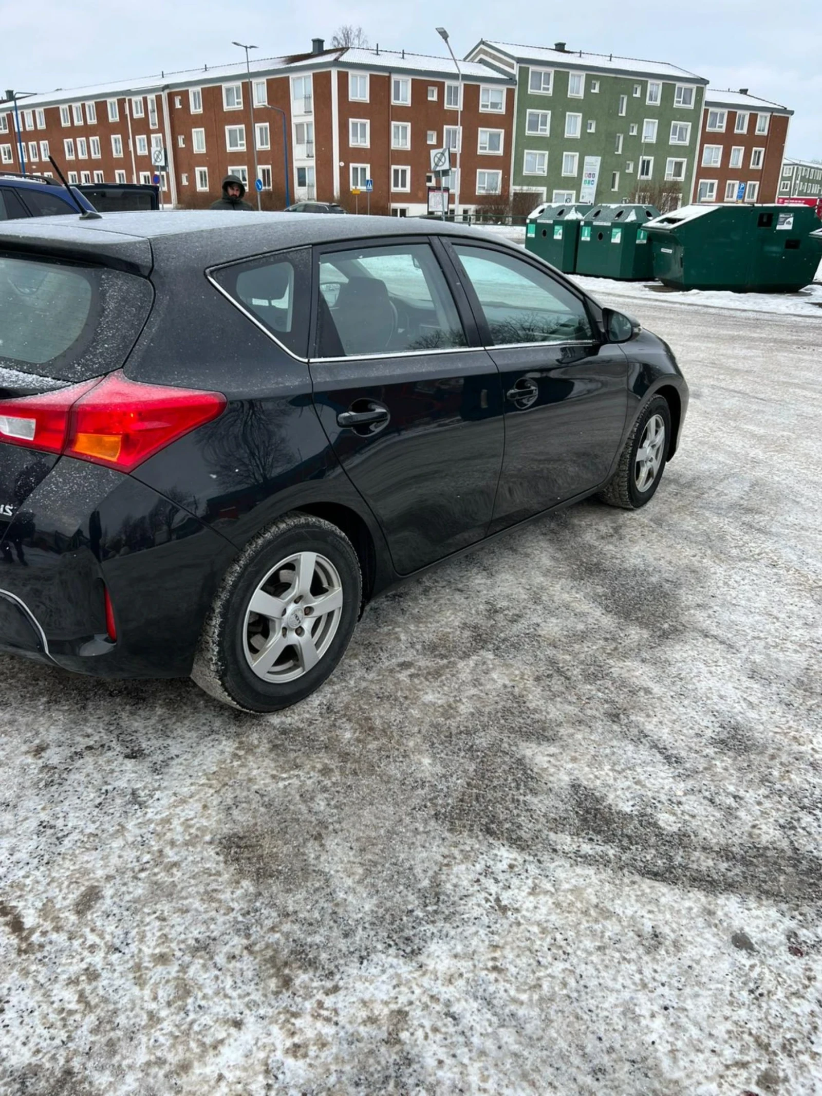 Toyota Auris 1.4 D - изображение 4