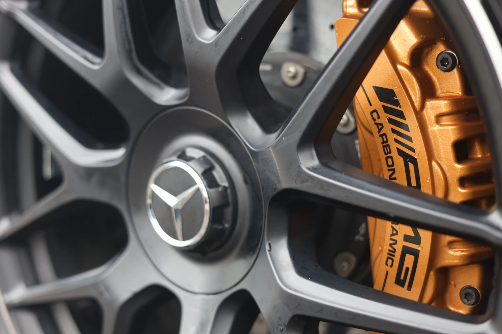 Mercedes-Benz E 63 AMG S 4Matic KERAMIK AIR Pano MASSAGE 360  3D BURM, снимка 7 - Автомобили и джипове - 53734029