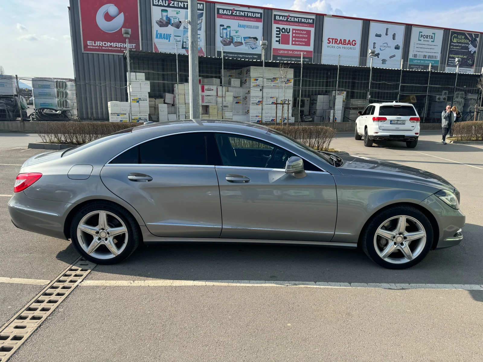 Mercedes-Benz CLS 350 4-MATIC, снимка 3 - Автомобили и джипове - 53759450