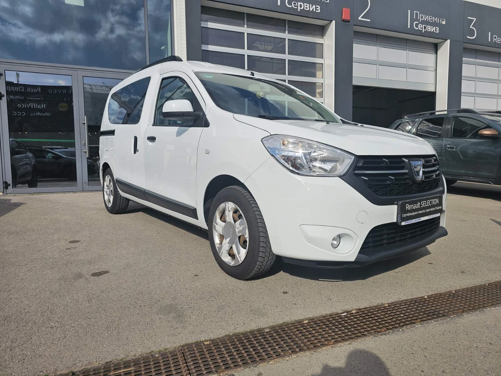 Dacia Dokker dCi 90 к.с. Дизел Stop & Start N1, снимка 2 - Автомобили и джипове - 53989436