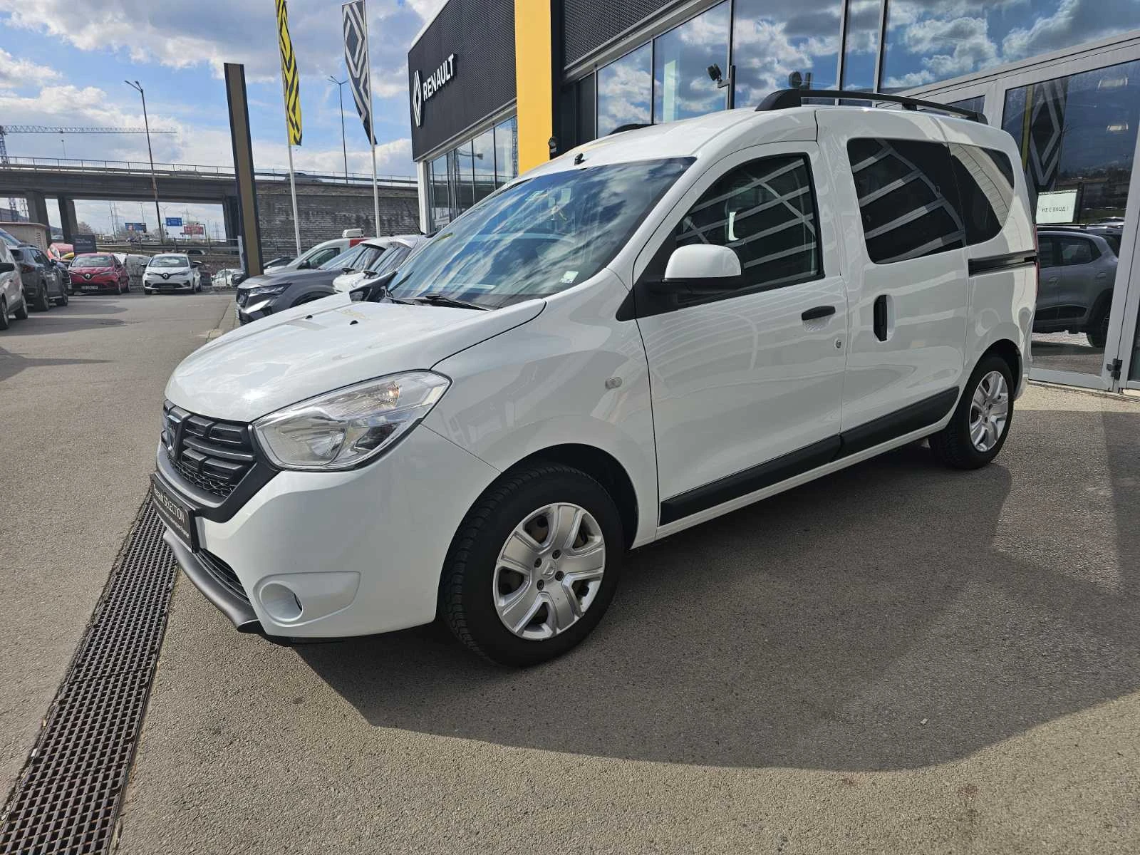 Dacia Dokker dCi 90 к.с. Дизел Stop & Start N1 | Auto.bg — изображение 1