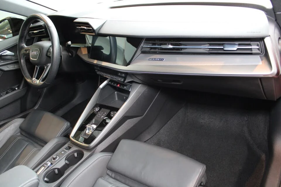 Audi A3 Technik * QUATTRO * 45TFSI АвтоКредит (ЦЕНА ДО БГ), снимка 13 - Автомобили и джипове - 53990850