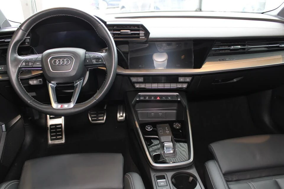 Audi A3 Technik * QUATTRO * 45TFSI АвтоКредит (ЦЕНА ДО БГ), снимка 6 - Автомобили и джипове - 53990850