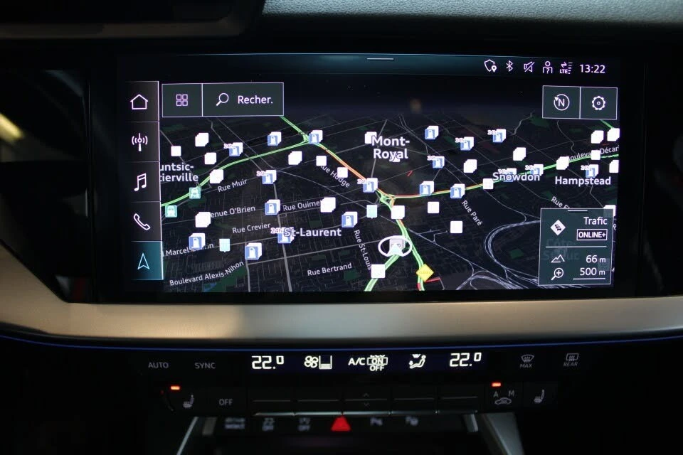 Audi A3 Technik * QUATTRO * 45TFSI АвтоКредит (ЦЕНА ДО БГ), снимка 12 - Автомобили и джипове - 53990850