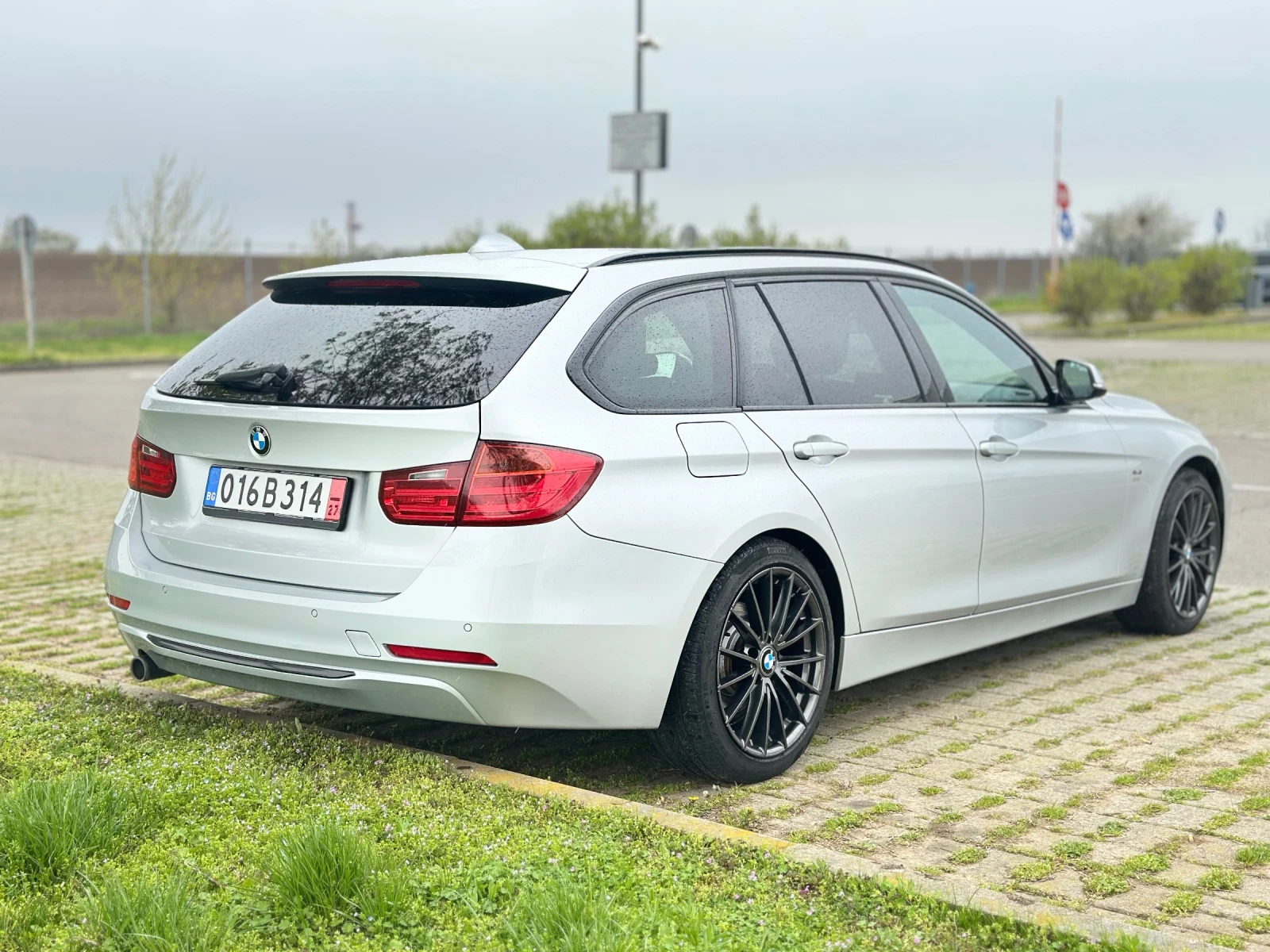 BMW 320 Head Up/Memory/Light Pack, снимка 8 - Автомобили и джипове - 54039991