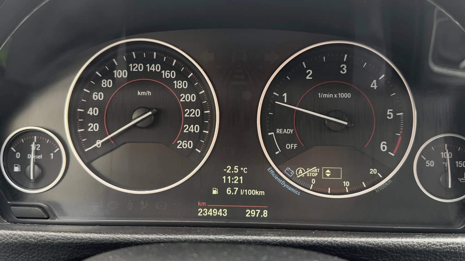 BMW 320 Head Up/Memory/Light Pack, снимка 13 - Автомобили и джипове - 54039991