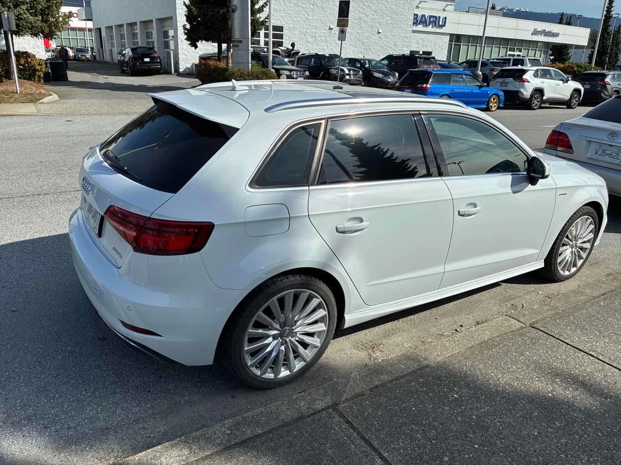 Audi A3 * E TRON Technik * CARFAX * 2 ����� * KEYLESS | Mobile.bg � ����������� 3