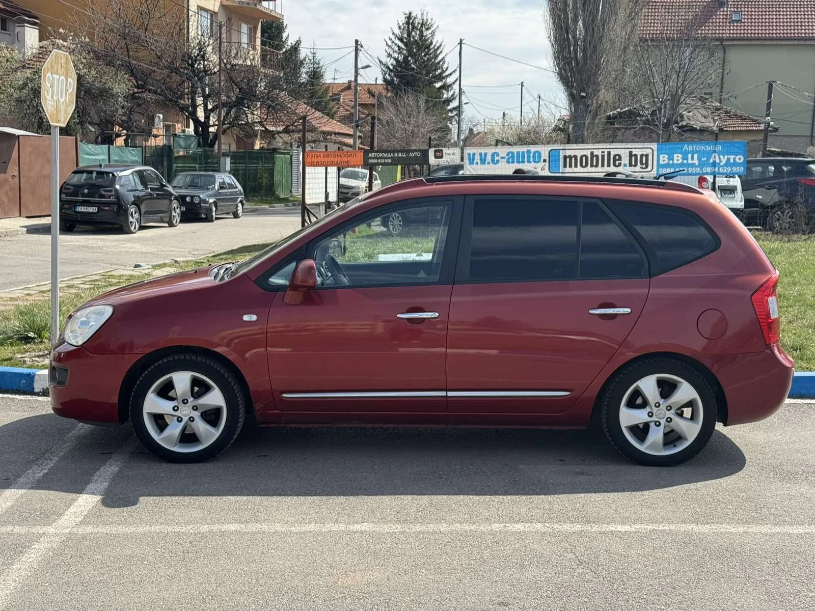 Kia Carens, снимка 7 - Автомобили и джипове - 54087995