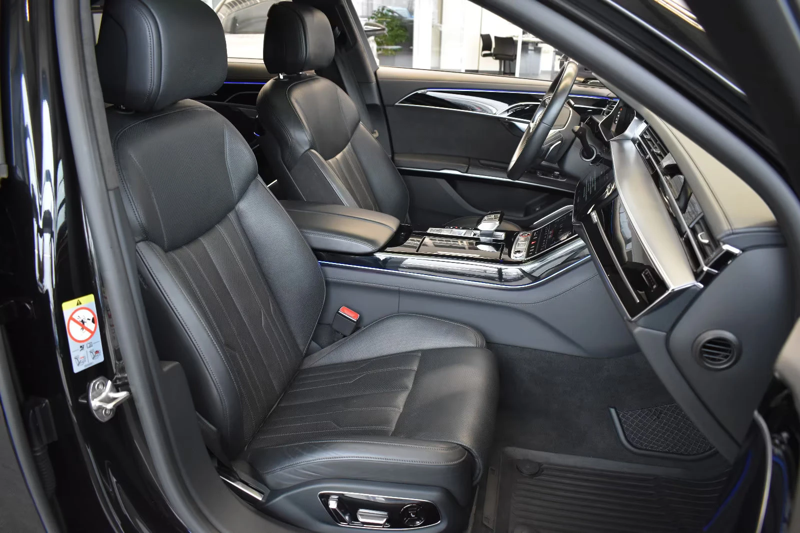 Audi S8 MATRIX/571HP/B&O/PANO/21/360/324z | Mobile.bg � ����������� 11