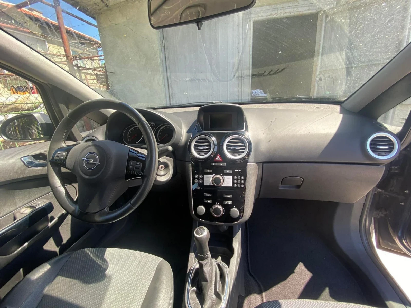 Opel Corsa, снимка 15 - Автомобили и джипове - 54356139
