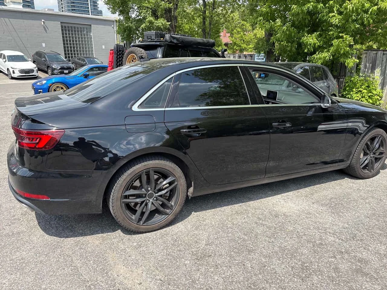 Audi A4 * Progressiv * CARFAX * БЕЗ ПЪРВОНАЧАЛНА ВНОСКА, снимка 3 - Автомобили и джипове - 54813884