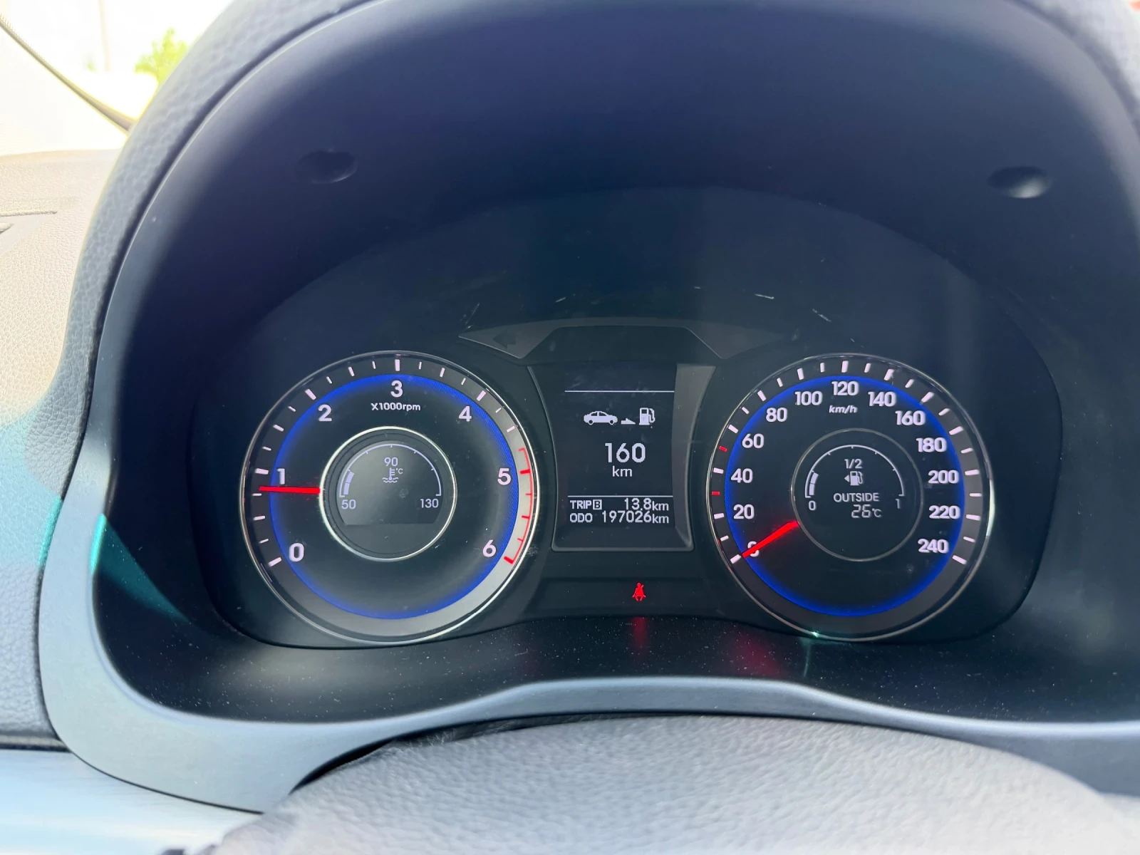 Hyundai I40 1.7CRDI-КОЖА-НАВИ-ПАНОРАМА, снимка 13 - Автомобили и джипове - 55232183
