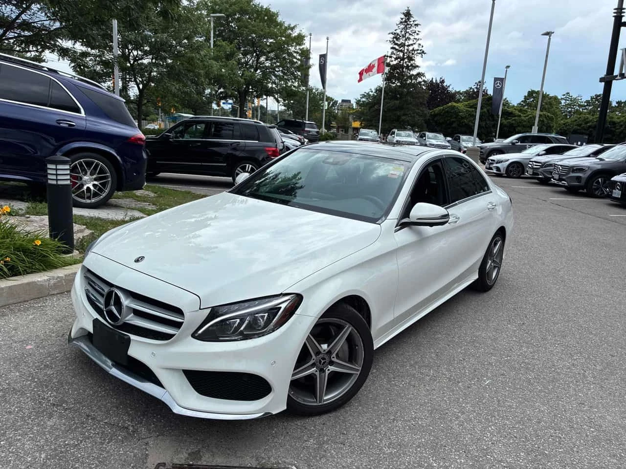 Mercedes-Benz C 300 * AMG PACK * 360 КАМЕРА * ОТ МЕРЦЕДЕС * 
