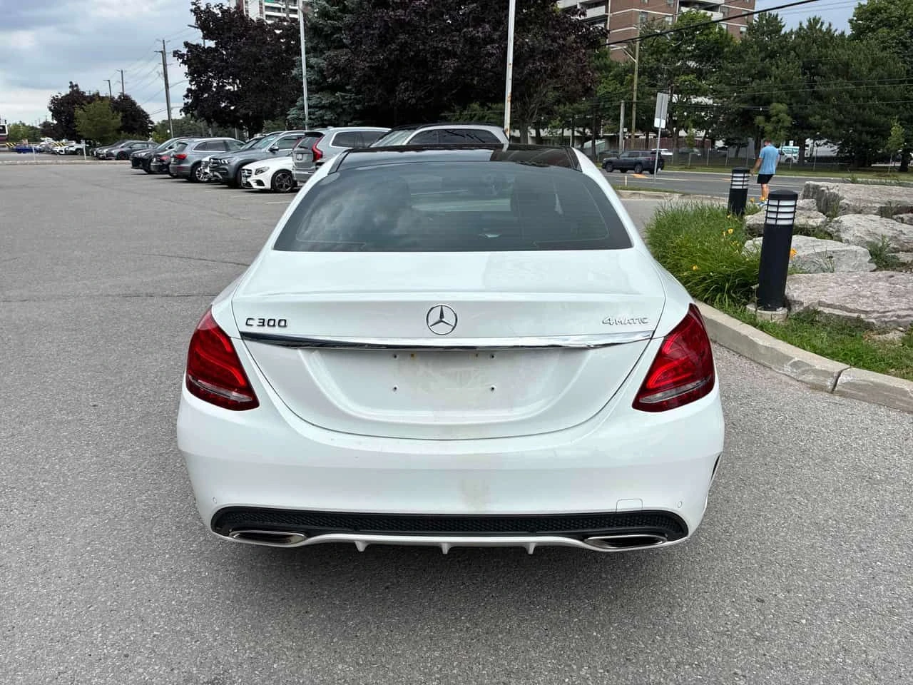 Mercedes-Benz C 300 * AMG PACK * 360 КАМЕРА * ОТ МЕРЦЕДЕС * , снимка 4 - Автомобили и джипове - 55259574