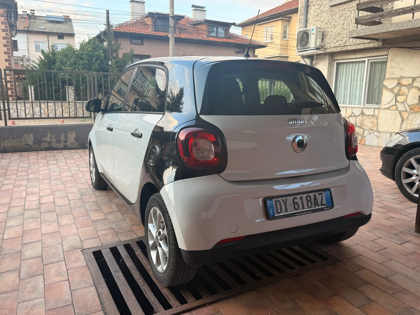 Smart Forfour 1.0, снимка 4 - Автомобили и джипове - 55666955