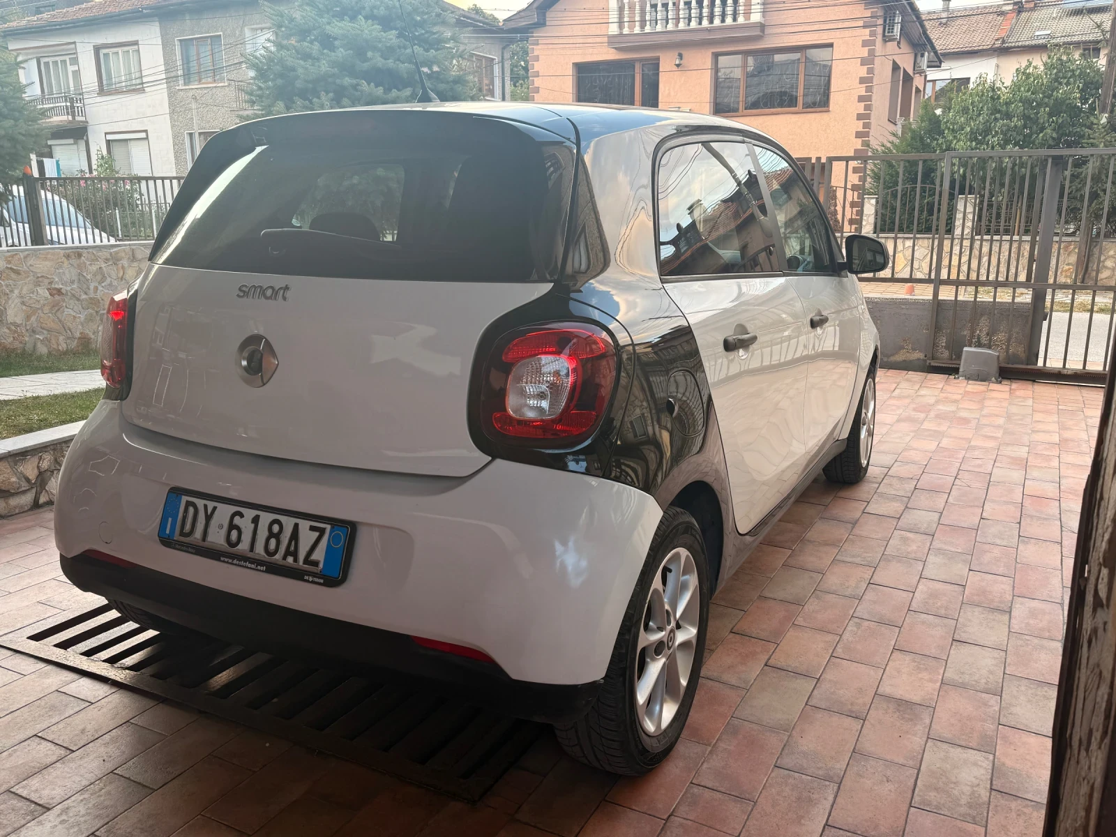 Smart Forfour 1.0, снимка 6 - Автомобили и джипове - 55666955