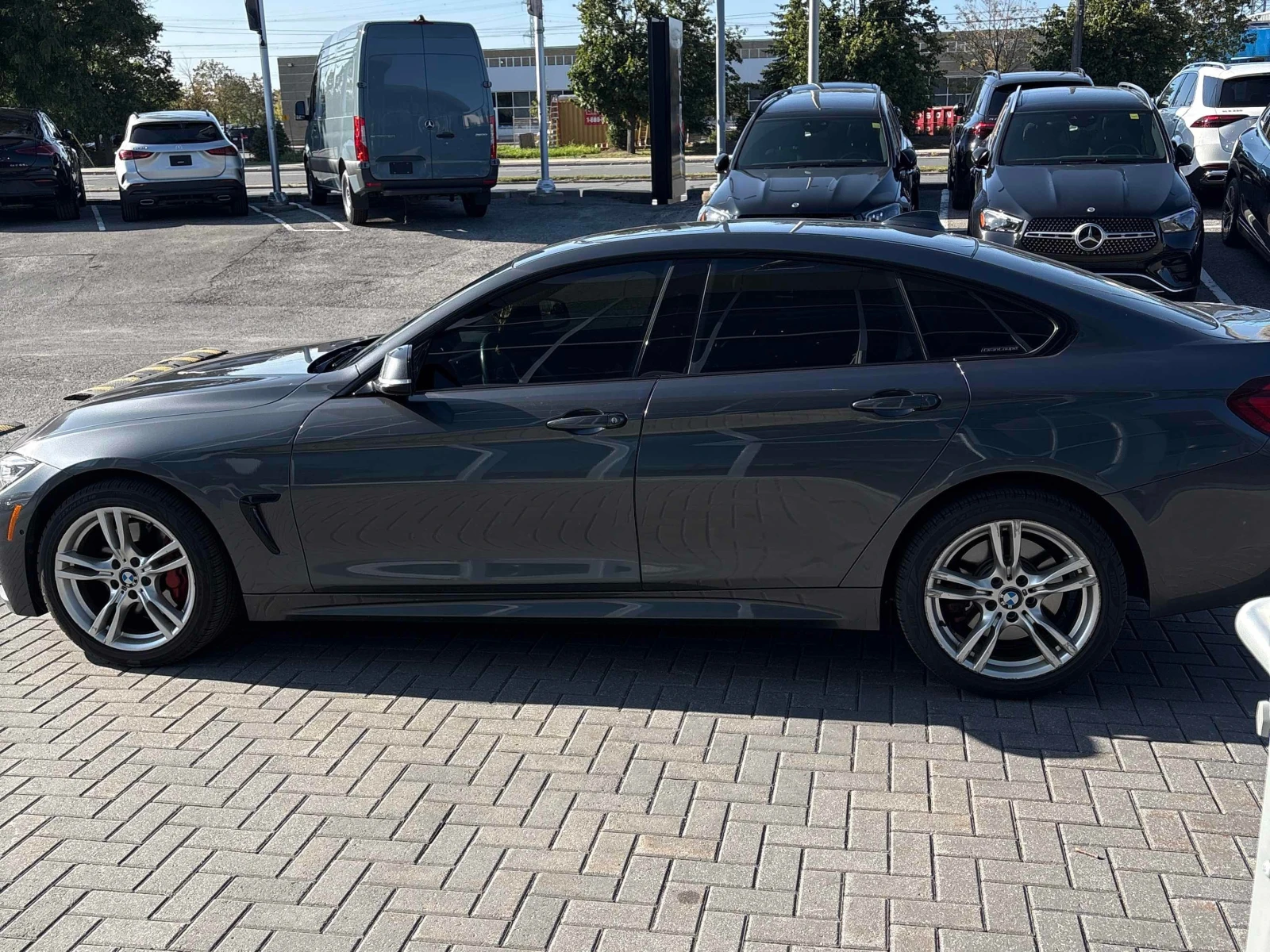 BMW 430 i xDrive | CARFAX | АВТОКРЕДИТ БЕЗ ПЪРВОНАЧАЛНА , снимка 3 - Автомобили и джипове - 56039256