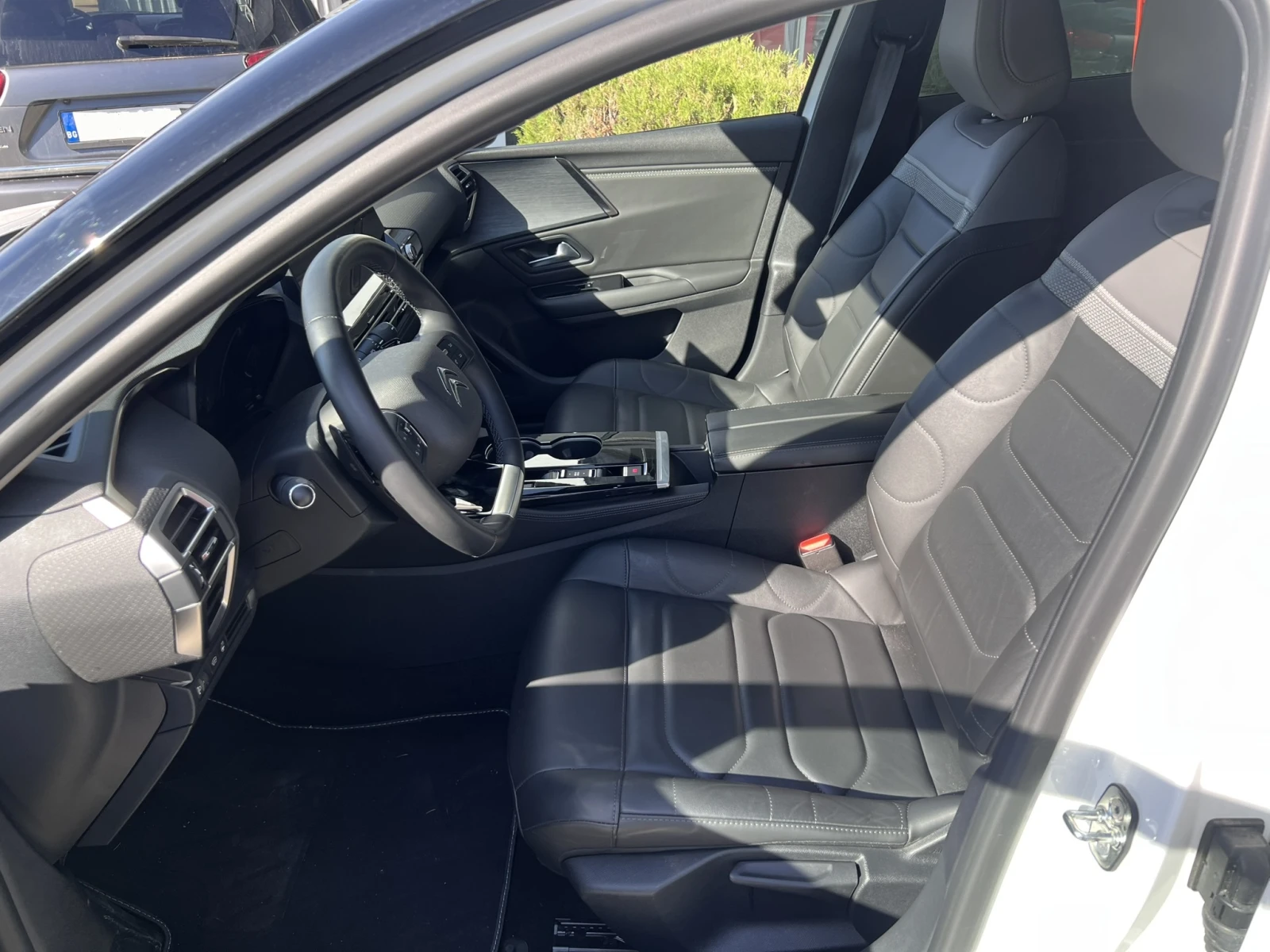 Citroen C5X 1.2 PureTech, снимка 9 - Автомобили и джипове - 56530581