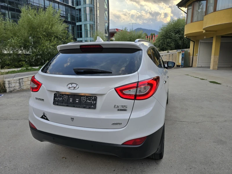 Hyundai IX35 4WD Facelift, снимка 4 - Автомобили и джипове - 46940010