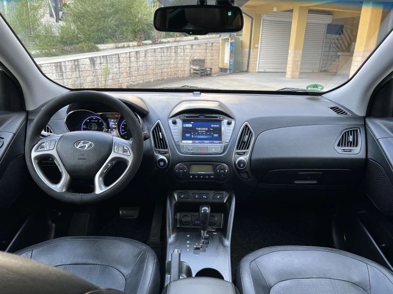 Hyundai IX35 4WD Facelift, снимка 8 - Автомобили и джипове - 46940010