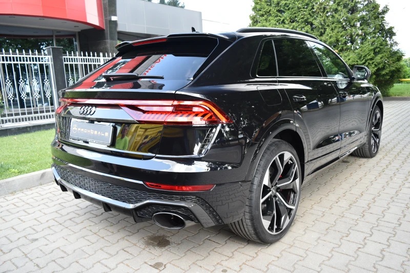 Audi RSQ8 * Ceramic* Carbon* Alcantara* 23* Pano* 360, снимка 4 - Автомобили и джипове - 47282854