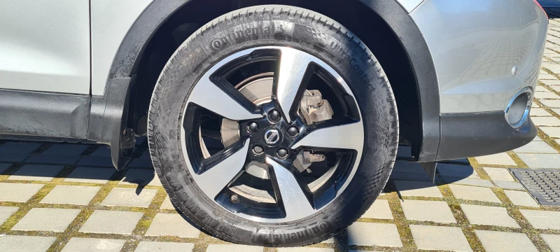 Nissan Qashqai N-connecta, снимка 13 - Автомобили и джипове - 49261782