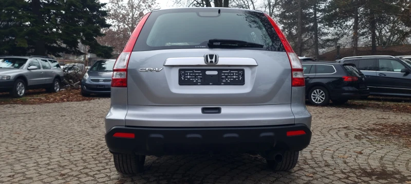 Honda Cr-v 2.0i * АВТОМАТИК* ОБСЛУЖЕН* СЕРВ. ИСТОРИЯ* ШВЕЙЦАР, снимка 6 - Автомобили и джипове - 52906101