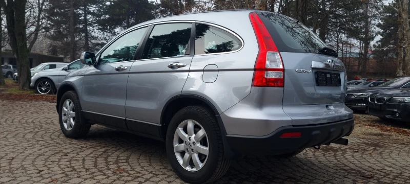 Honda Cr-v 2.0i * АВТОМАТИК* ОБСЛУЖЕН* СЕРВ. ИСТОРИЯ* ШВЕЙЦАР, снимка 7 - Автомобили и джипове - 52906101